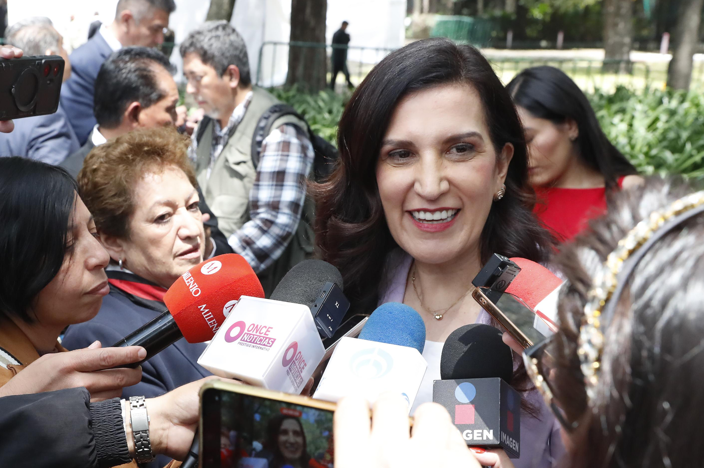 Kenia López Rabadán representará a Diputados en el Desfile Cívico Militar