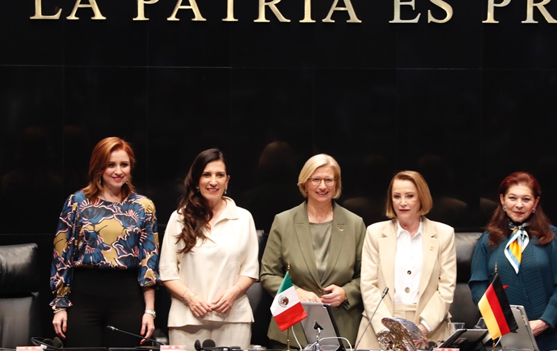 Kenia López Rabadán apuesta por una Cámara de Diputados plural y cercana a la gente
