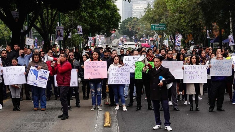 Caos vial en CDMX por marchas y bloqueos