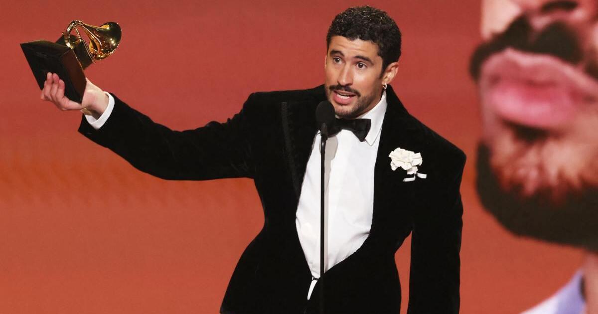Bad Bunny rompe barreras en los Grammy 2026 y gana Álbum del Año con un disco 100% en español