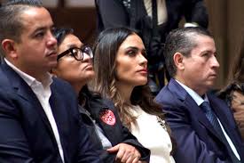 Morena acusa red de empresas vinculadas en contratos de Cuauhtémoc; Rojo de la Vega habla de persecución política